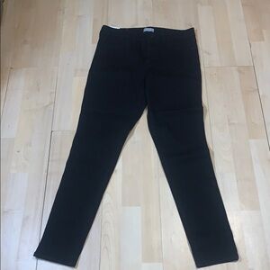 NWT women’s Black Slim Fit Pants size 6